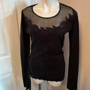 Silk Thread like new black long sleeve feminine shirt
